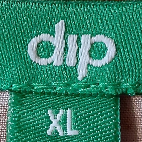 DIP/CROP TOP/ XL - Picture 6 of 7